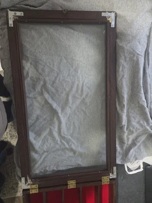 small wall hanging curio cabinet - Image 1 of 4