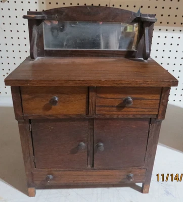 NICE ANTIQUE VICTORIAN WOOD SALESMAN SAMPLE BUFFET/SERVER w/MIRROR L()()K NR! - Image 1 of 4