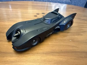 Hot Wheels 1989 Batmobile 1:18 Scale Tim Burton Michael Keaton Batman Pre-Owned - Picture 1 of 3