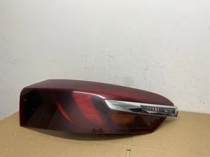 VAUXHALL INSIGNIA ESTATE 13-17 REAR LIGHT PASSENGER LEFT SIDE 39024224 - Picture 1 of 16