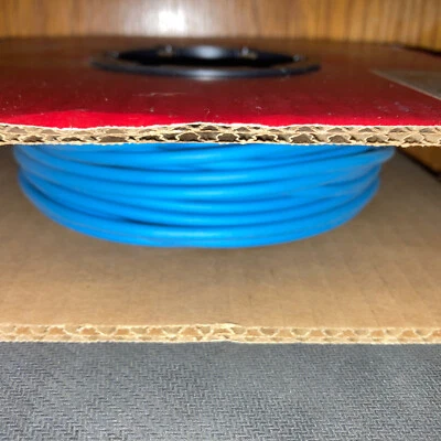 "Tubo termorretráctil azul 3M FP301 1/8"", relación de contracción 2:1 carrete de 100 pies" Foto 1 de 2