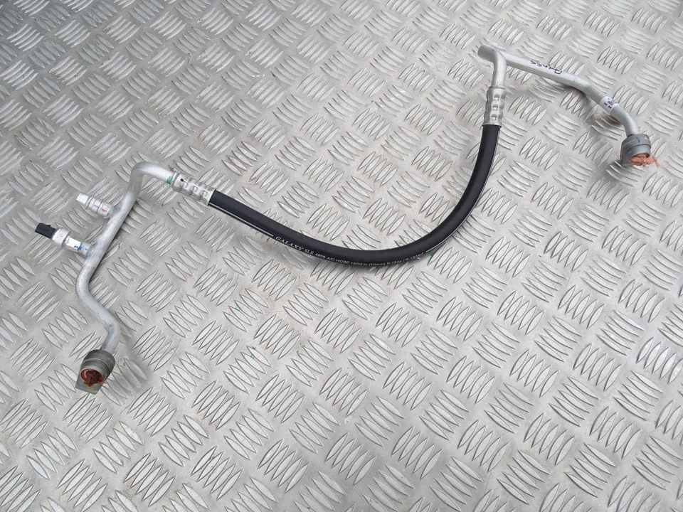 Durite climatisation Ford Mustang Bullitt MK6, VI, 5.0l V8, réf : JR3B-19972-EA - Photo 1/3