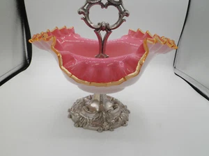 Pink Ruffled Fenton bowl Bell Mark stand - Picture 1 of 8