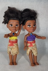 Menge 2 Disney Moana 1 singende sprechende leuchtende Halskette 13" Puppe SCHÖN FUNKTIONIERT  - Bild 1 von 8