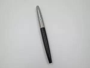 Parker 45. Plástico negro y acero inoxidable. Años 70. Cartuchos. Inglaterra - Imagen 1 de 4