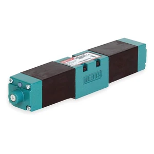 ASCO Numatics 152SS600M000061 Mark 15 Directional Control Valve, 1/8",3 Position - Picture 1 of 1