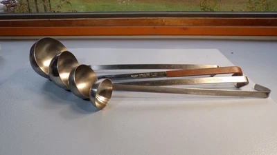 Lot of 4 stainless steel ladles; 2 Vollrath, 2 unmarked, 1, 2, 3 & 6 oz. measure - Image 1 of 4