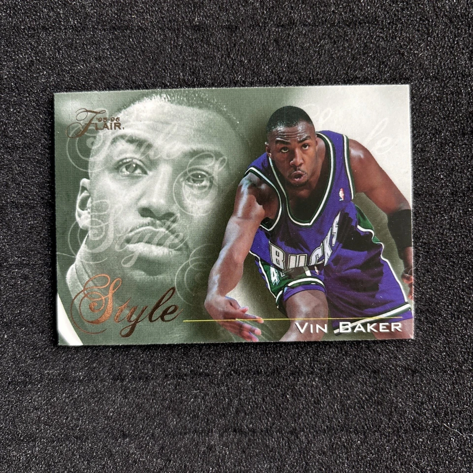 1995-96 Flair - Vin Baker #229 - Image 1 of 2