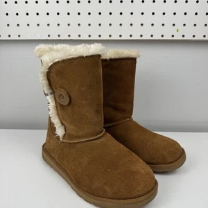 Kohl’s Faux Suede Button Boots Women’s 6 Chestnut Fur Lined Winter Cozy - Picture 1 of 22