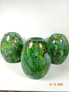 Set 3 paralumi in vetro soffiato a mano Westinghouse alti 6" giada verde vortice - Foto 1 di 5