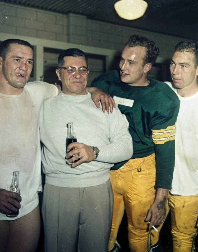 VINCE LOMBARDI B STARR HORNUNG 8X10 PHOTO GREEN BAY PACKERS FOOTBALL PICTURE NFL - Image 1 of 1