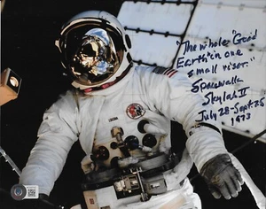 JACK LOUSMA Signed Autographed 8x10 Photo Beckett BAS COA NASA Astronaut Skylab - Picture 1 of 1