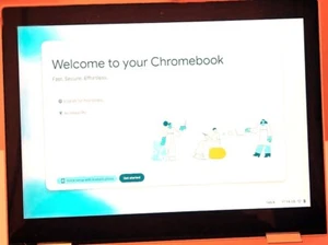 Google Pixelbook 12.3", Core 6th Gen, 8 GB, 256 GB SSD + ext kbd, stylus-all wkg - Picture 1 of 4