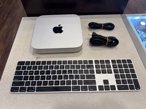 Apple Mac Mini 2023 M2 8 GB/512 GB con tastiera LS (348530) - Foto 1 di 12