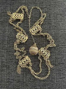 VTG Tassel Filigree Ball Goldtone Chain Belt - Picture 1 of 10