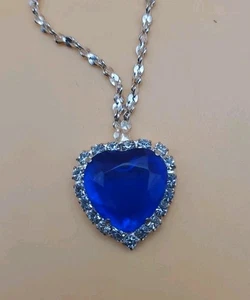 Collar Colgante De Colección BC Lind 1998 Película Titanic Corazón del Océano Diamantes de Imitación - Imagen 1 de 4