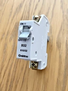Crabtree 32A MCB SB6000 610/32 M6 B32 Type B Single Pole Circuit Breaker Fuse - Picture 1 of 15