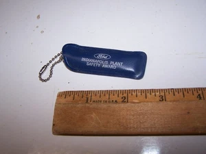 Vintage FORD INDIANAPOLIS PLANT Employee SAFETY AWARD - Bassett Knife Keychain - Picture 1 of 5