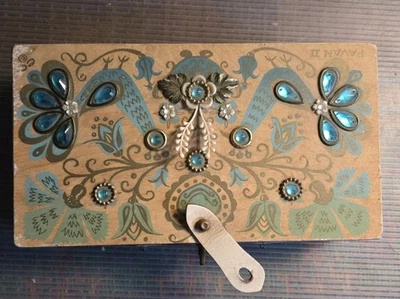 Vintage Enid Collins of Texas Turquoise And White Wood Box Bag Peacocks 1963 - Image 1 of 4