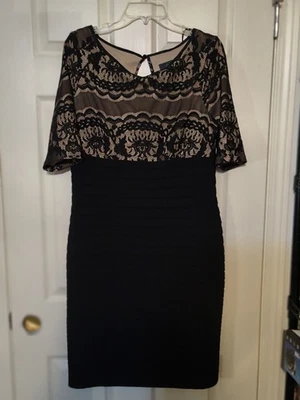 Vestido Adrianna Papell Negro Encaje y Volantes Talla 14 Ver Fotos Para Estado  Foto 1 de 4