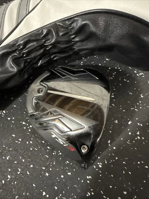 Titleist TSi3 Driver 9* Head Only RH 7378 TSi 3 + Headcover - Image 1 of 4