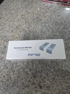 Kit de montaje en rack RME RM19 II para interfaces de medio rack soportes sellados OEM Babyface - Imagen 1 de 5