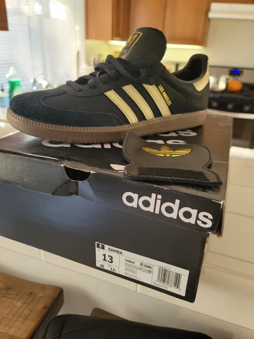 NEW Mens Limited Edition LAFC ADIDAS Sambas (EXCLUSIVE) SIZE 13  Shoes Cover