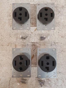 4 Qty Pass & Seymour Legrand Dryer Receptacle Flush Mounts 3P 4W 3864 (4 Qty) - Picture 1 of 17