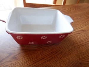 "7 X 8" Red Small Casserole Dish  Flowers  - Signature Housewares, Inc. - Picture 1 of 4