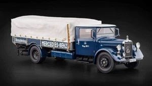 1/18 CMC 1934 Marcedes Benz LO 2750 Race Transporter M-144 - Picture 1 of 14