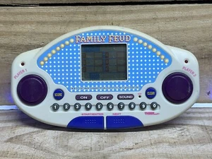 Gioco portatile vintage Family Feud Game Show 1997 - Foto 1 di 2