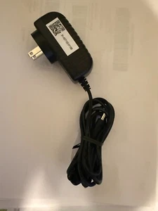 Netzteil 12V 2A DC Netzteil Ladegerät 5,5 x 2,1/2,5mm - Bild 1 von 5