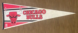 1990's NBA Official Licensed Chicago Bulls Full-Size Pennant - Picture 1 of 6