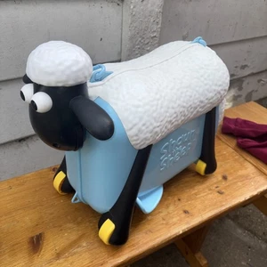 Shaun The Sheep Kids Ride On Hard Suitcase With strap - blue and white - Picture 1 of 17