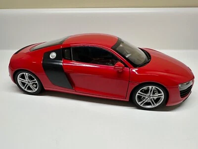 1/18 Audi R8 Red Kyosho Diecast Car - Image 1 of 4