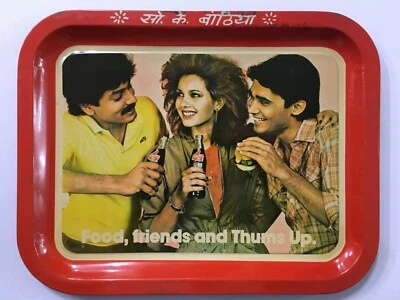 Indien Vintage Zinn Tablett THUMS UP COLA Essen Freunde 13,50 Zoll X 11,50 Zoll - Bild 1 von 3