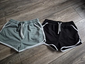 2 Pairs Girls Shorts Age 11-12 1 Green 1 Black BNWOT - Picture 1 of 6