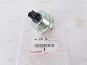 Genuine Toyota 70 100 200 Land Cruiser Oil Pressure Sensor Gauge LX470 LX570 - Picture 1 of 1