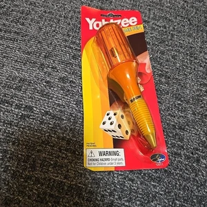 Vintage 2002 Yahtzee Game Pen by Hasbro Brand New Old Stock Sealed Collectible - Picture 1 of 4