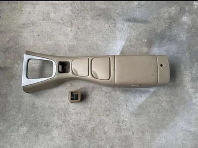 2001-2005 MAZDA MIATA TAN CENTER CONSOLE STORAGE COMPARTMENT WITH WINDOW SWITCH - Изображение 1 из 4