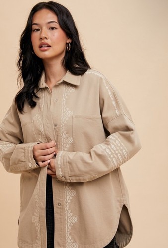 VETEMENTS Giacca con cappuccio ricamata Utility Snap Choctaw Aztec Dakota Tribal Cowgirl S