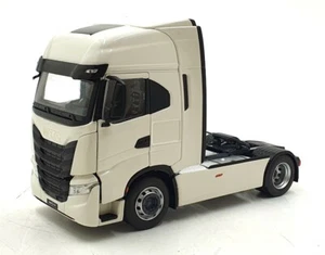 Marge Models 1/32 Scale 2231-01 Iveco S-Way 4x2 Truck - White - Picture 1 of 6