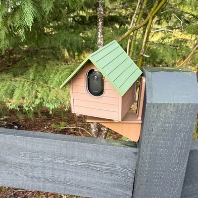 Cubierta para cámara Arlo Essential XL exterior segunda generación Birdhouse Foto 1 de 4