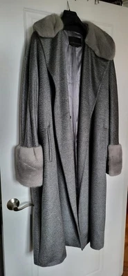 Marina Rinaldi 100% alpaca gray coat, mink fur collar and cuffs size MR31/US22 - Image 1 of 4