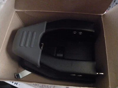 Punzón de papel metálico ACCO 2 (Dos) agujeros modelo 50 EN CAJA CAPACIDAD 28 HOJAS Foto 1 de 4