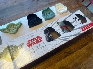 Williams Sonoma Star Wars Cookie Cutters Set (4) - NEW Sealed 2009 - Yoda, Vader - Picture 1 of 6