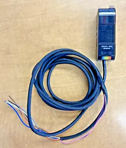 Keyence CZ-V21AP Digital RGB Sensor *Guaranteed Working Condition* - Bild 1 von 6