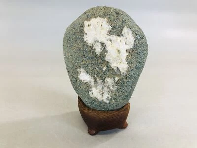 Y5720 OKIMONO Suiseki viewing stone wooden stand Japan antique decor interior - Image 1 of 4