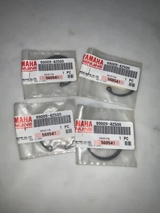 QTY4 NOS NEW FACTORY YAMAHA YZ250 YZ360 RT3 TZ250 CIRCLIP 99009-42500 (PO1/SP2) - Picture 1 of 1