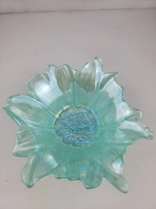 "Cuenco de plato de pétalos de flor de loto de vidrio artístico iridiscente azul aguamarina 5,5""" - Imagen 1 de 12